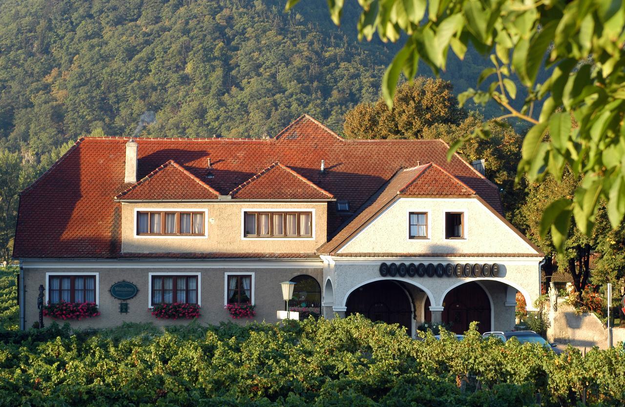 Weingut-Pension Stockingerhof Duernstein Exterior photo